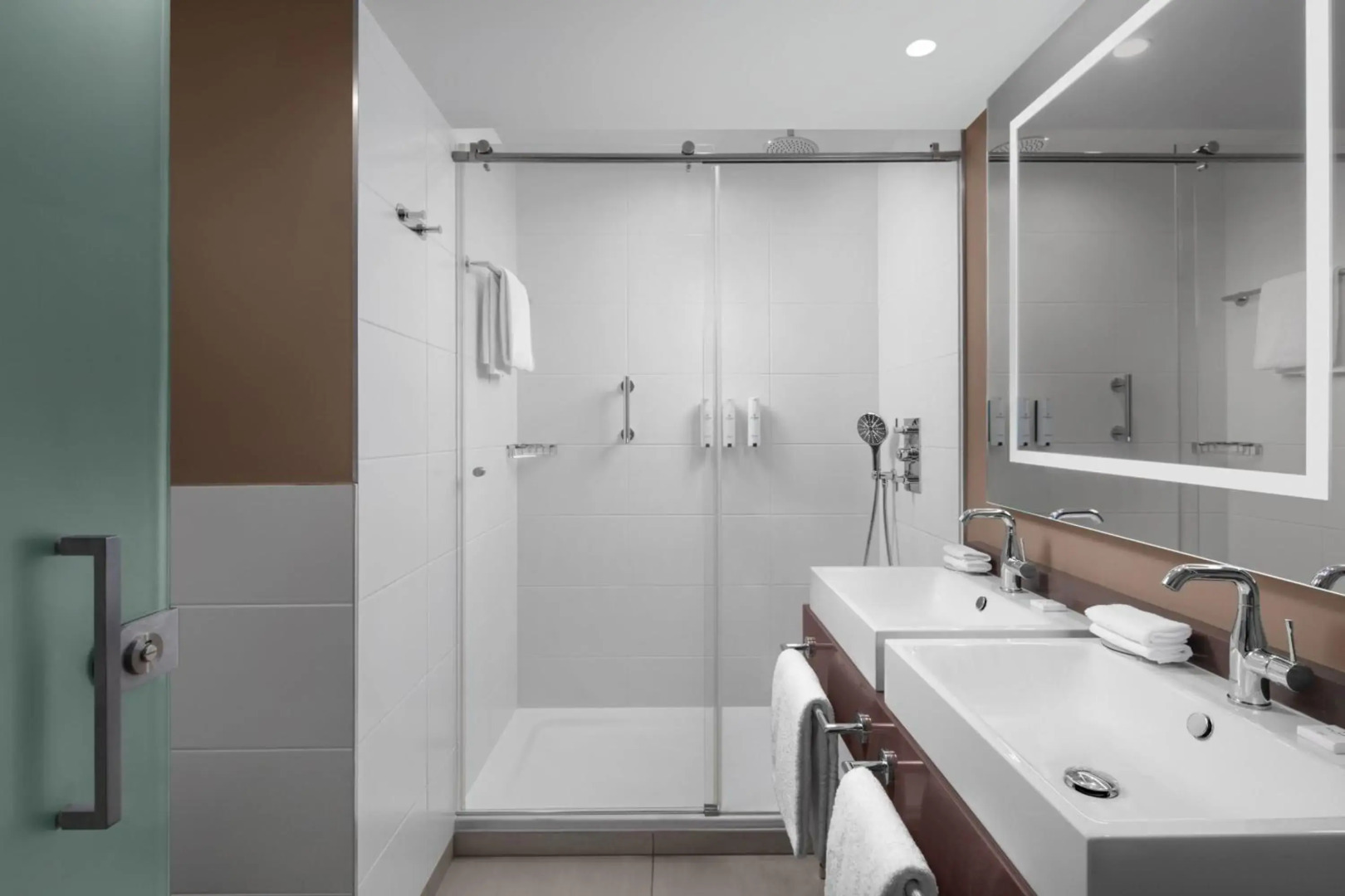 Photo - Courtyard by Marriott Paris Porte de Versailles