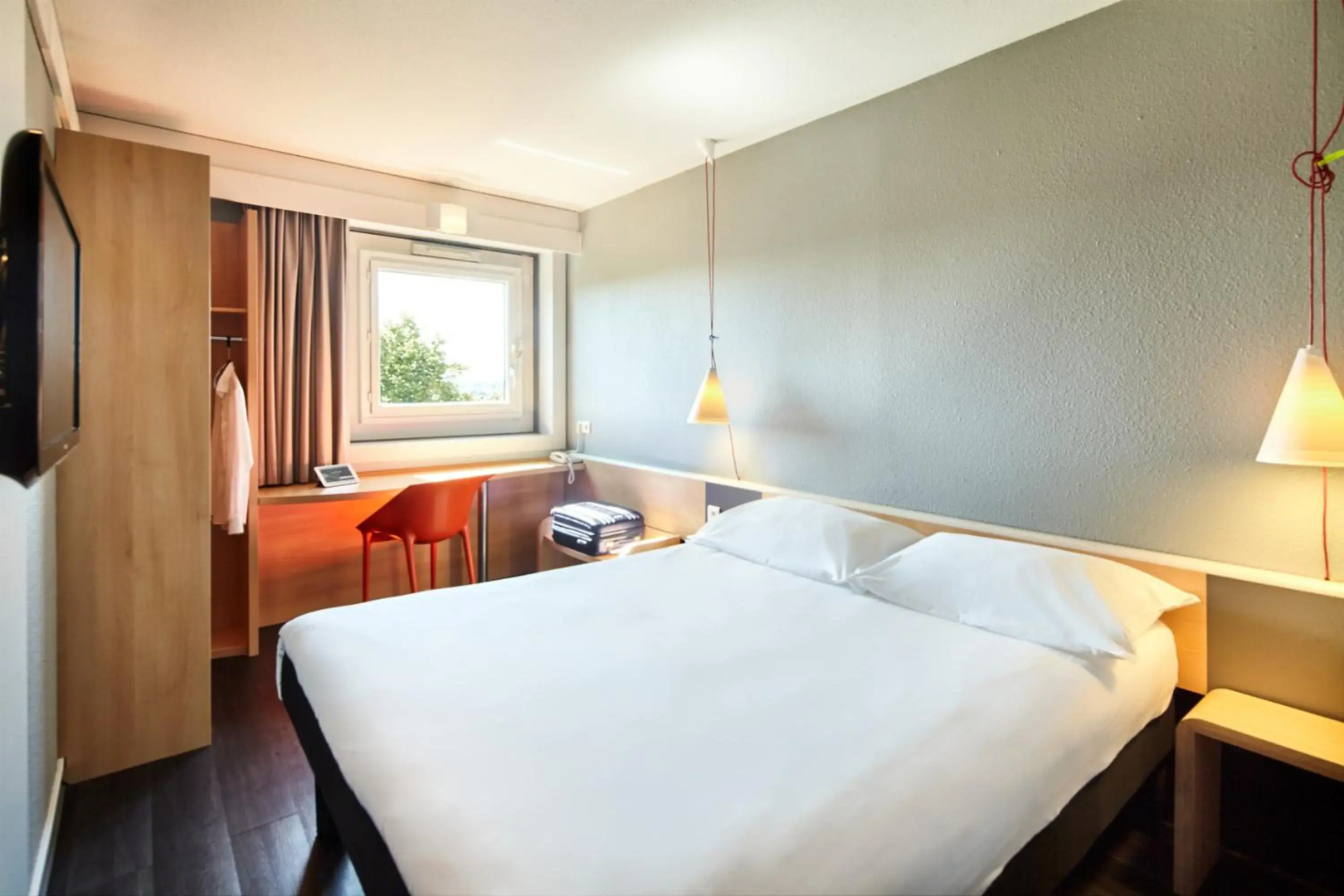 Photo - Posy Hotel by Happyculture