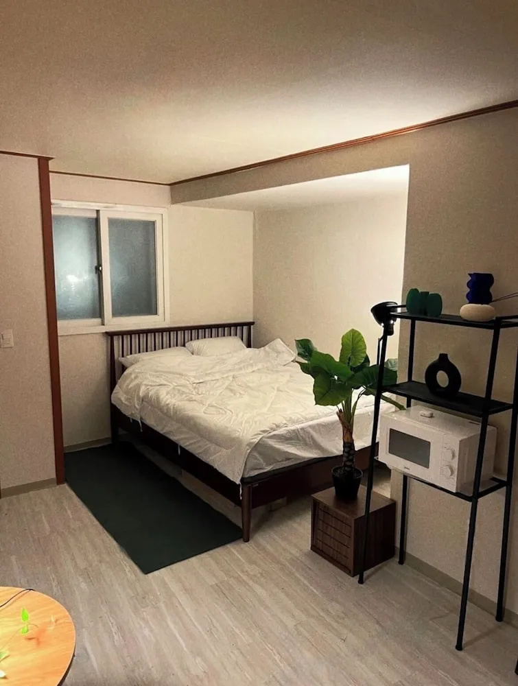 Photo - Jnineguesthouse