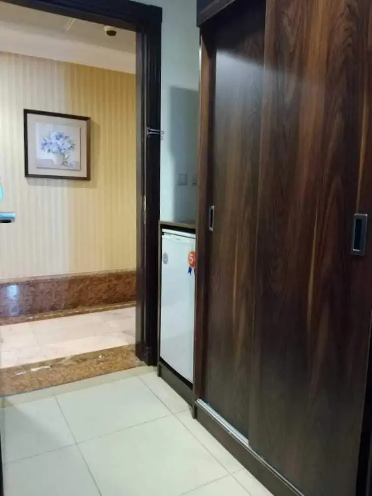 Photo - Sky View Hotel, Madinah