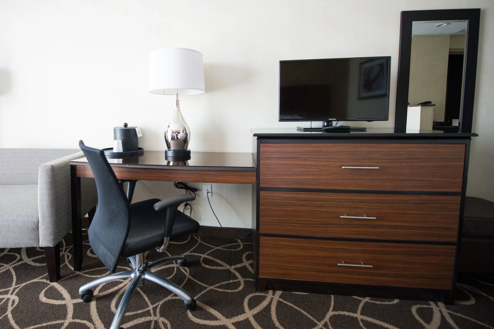 Photo - Holiday Inn Newark International Airport by IHG