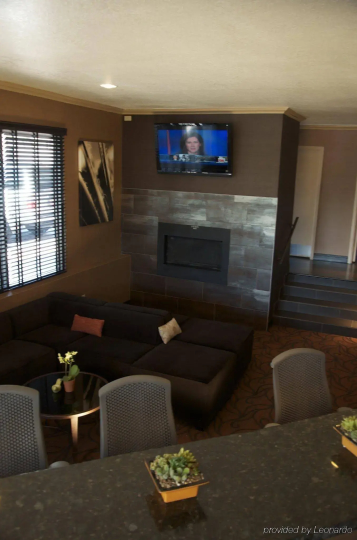 Foto - SureStay InnSuites Phoenix Hotel & Suites by Best Western