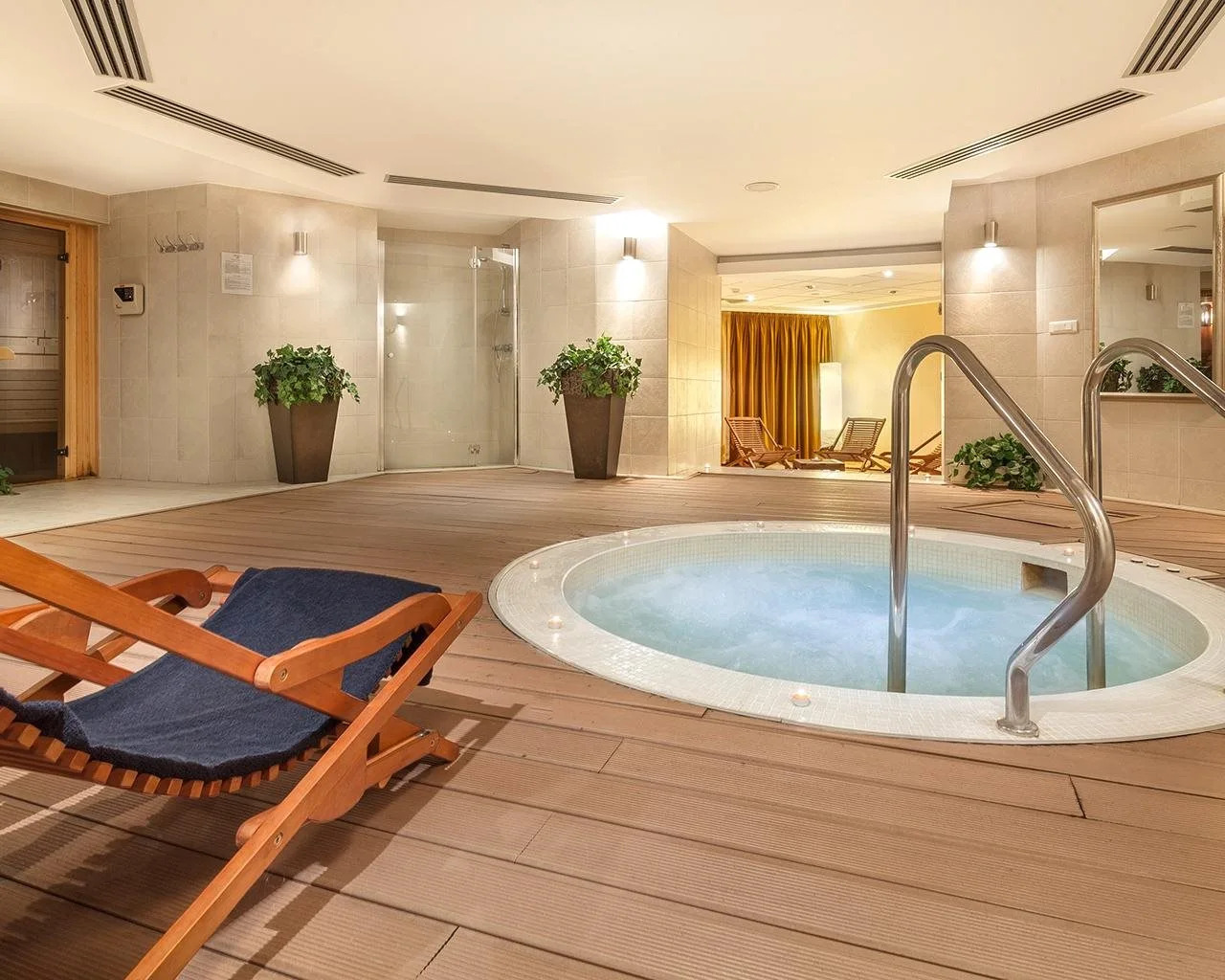 Photo - Continental Forum Sibiu