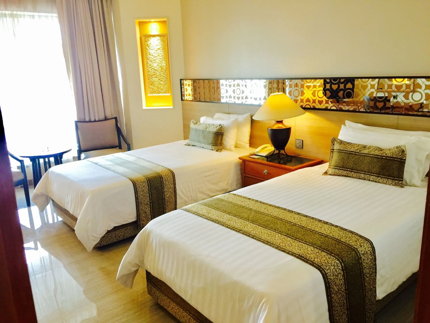 Photo - Indra Regent Hotel
