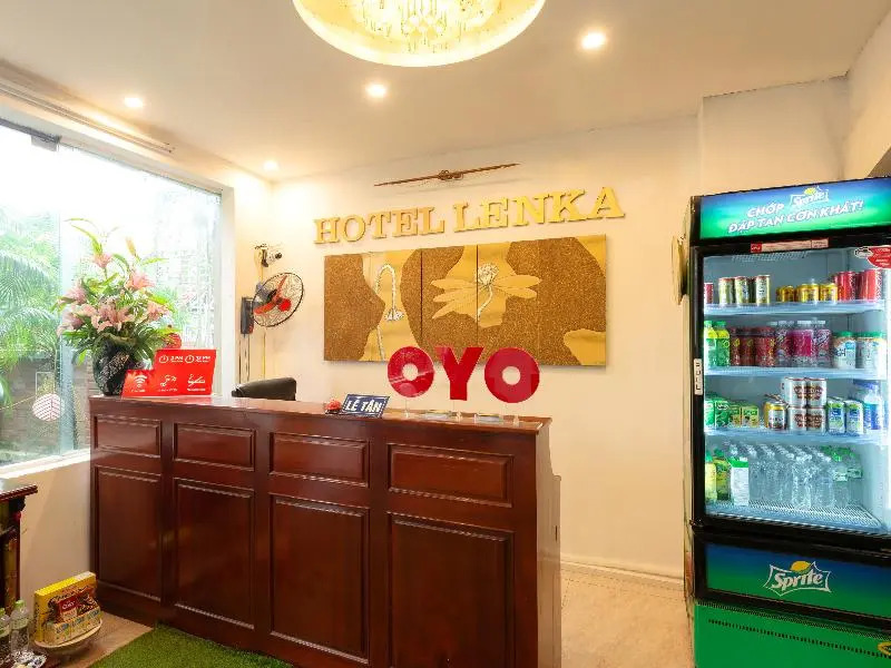 Foto - OYO 472 Lenka Hotel