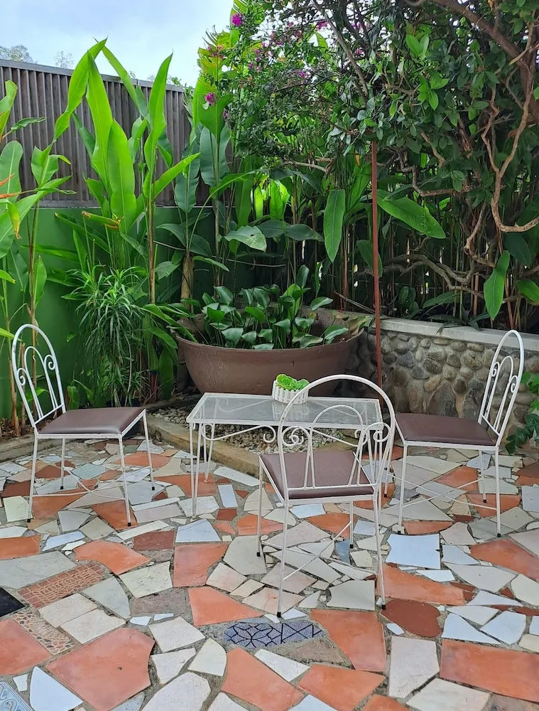 Rainbow Inn — фото 1