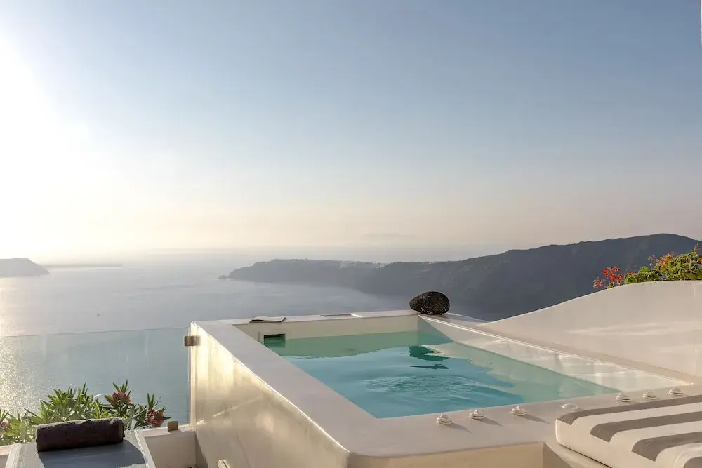 Photo - Aether Suite by Caldera Houses
