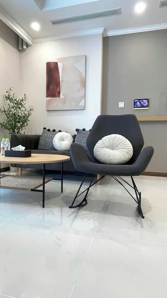 Photo - Landmark 81 and Landmark 6