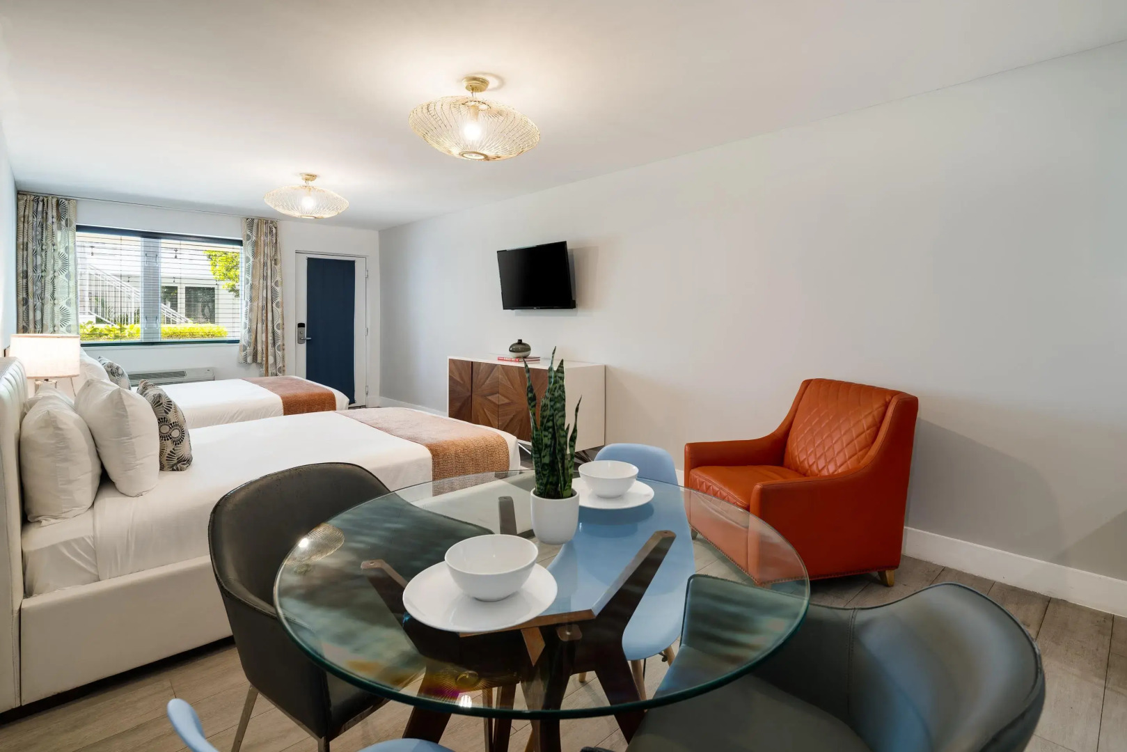 Foto - Waterside Hotel and Suites