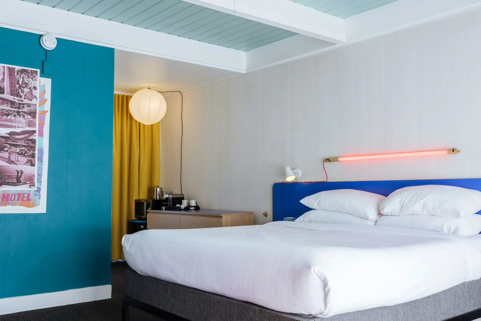 Photo - The Phoenix Hotel