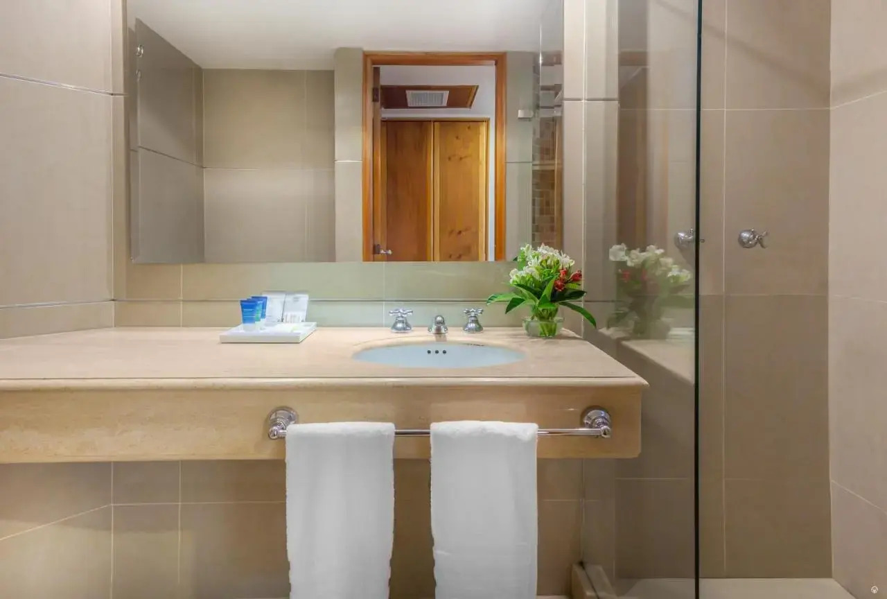 Photo - Four Points by Sheraton Medellín