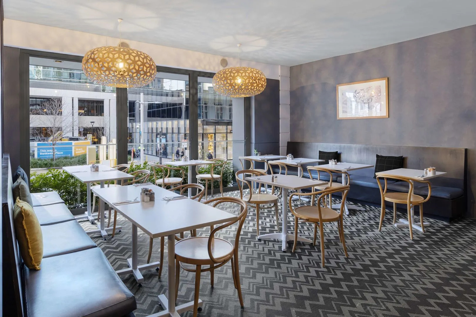 Photo - Oaks Perth Hotel