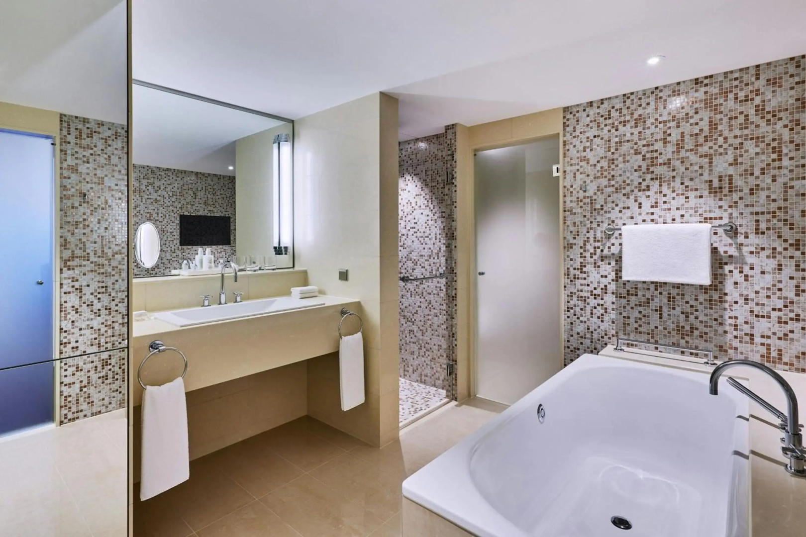 Photo - JW Marriott Hotel Frankfurt