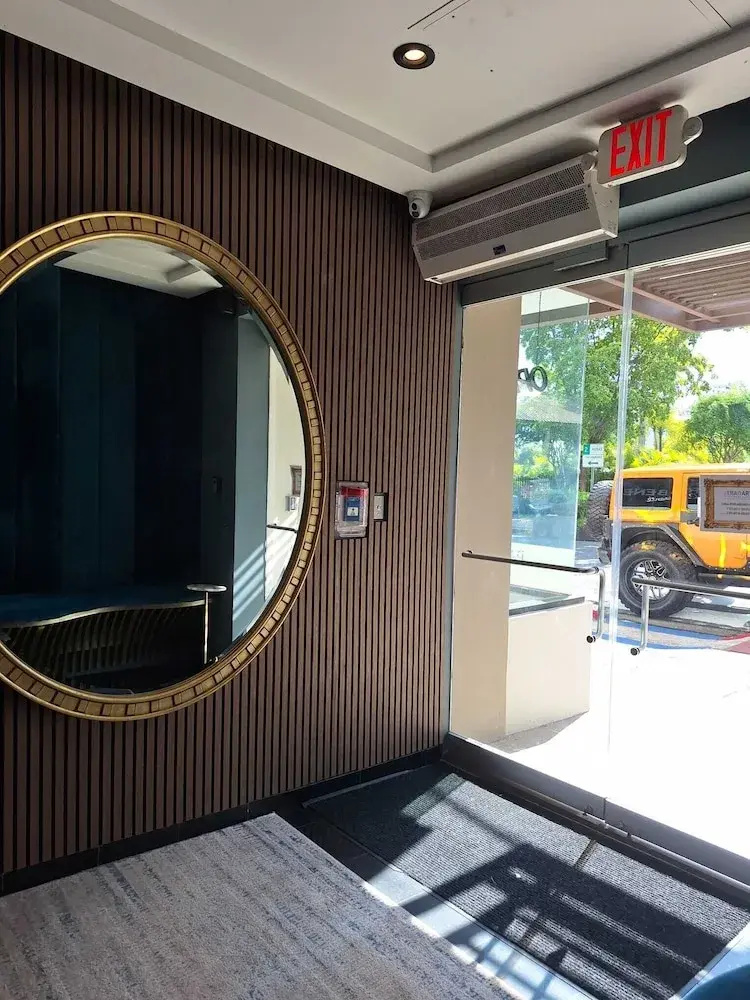 Photo - Metro Art Hotel