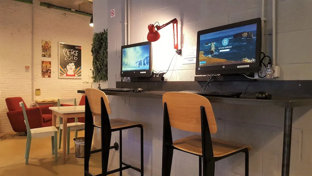 Photo - Ten To Go Hostel