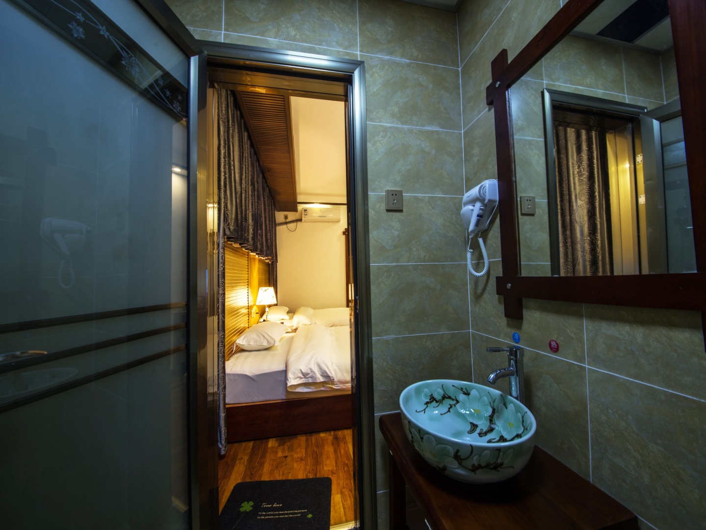 Zhangjiajie Family Inn