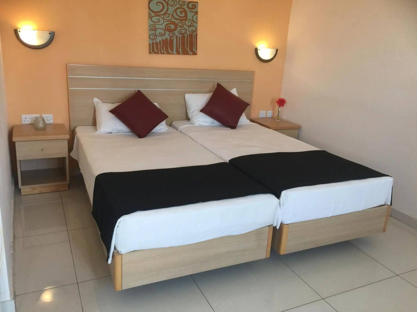 Photo - Dean Hamlet Hotel