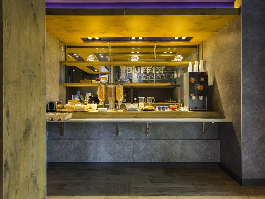 Photo - B&B HOTEL Zaragoza Plaza Mozart