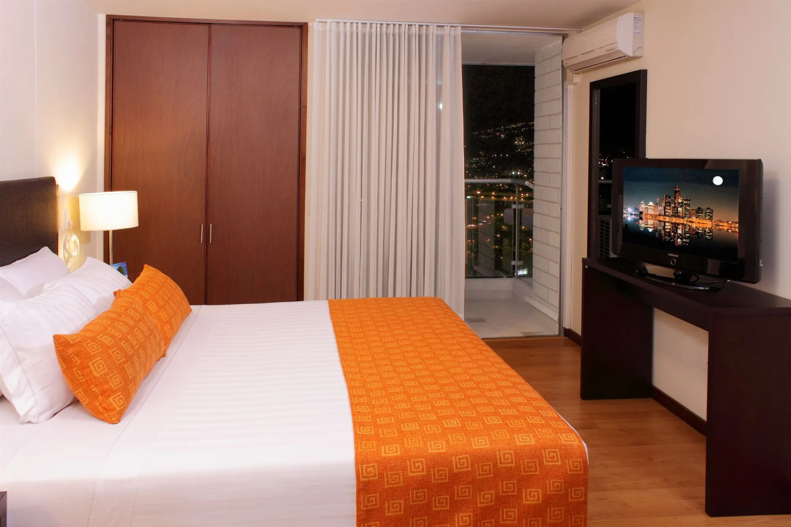 Photo - Estelar Apartamentos Medellin