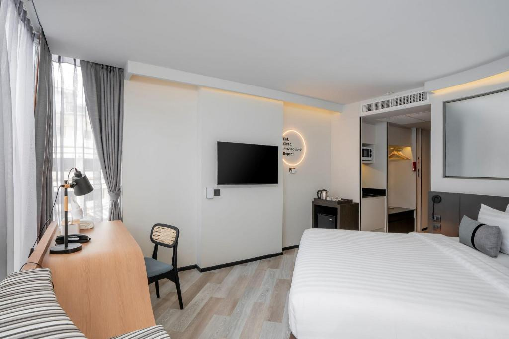Foto - Seekers Finders Rama IV Hotel SureStay Collection by BW