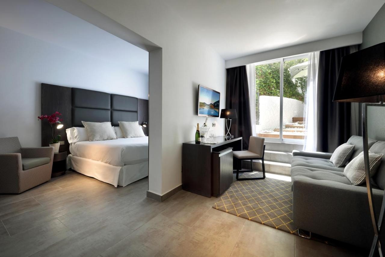 Foto - Palladium Hotel Cala Llonga - Adults Only