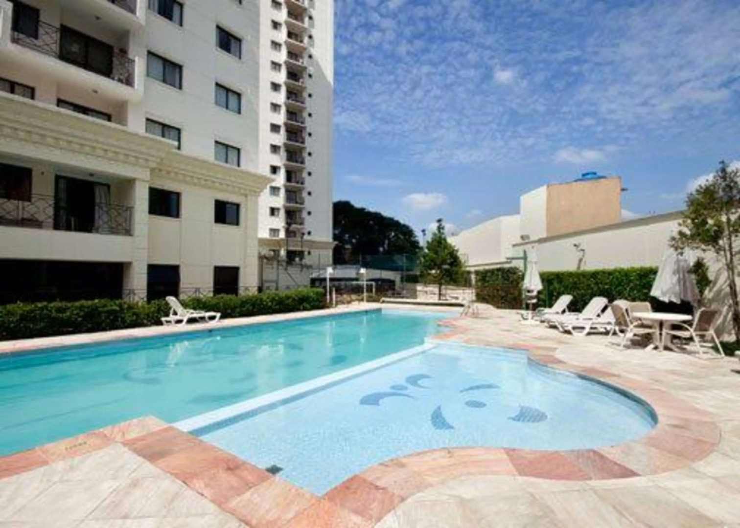 Photo - Quality Suites Vila Olimpia