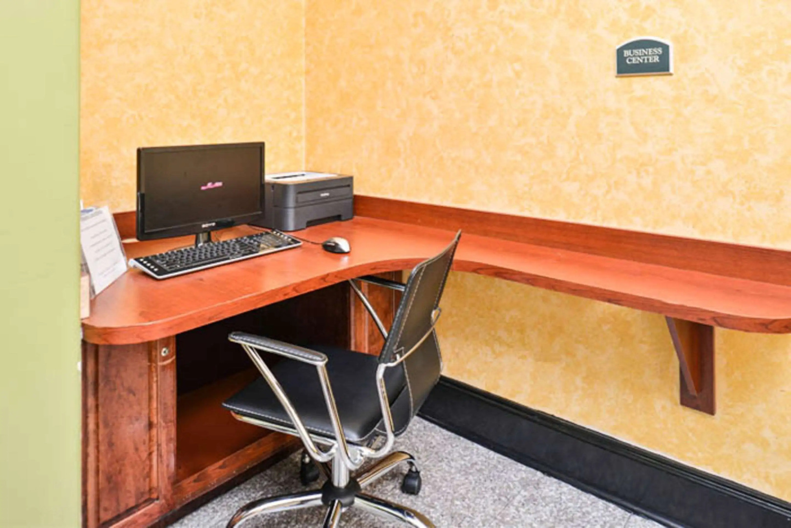 Photo - Sleep Inn and Suites Downtown Houston