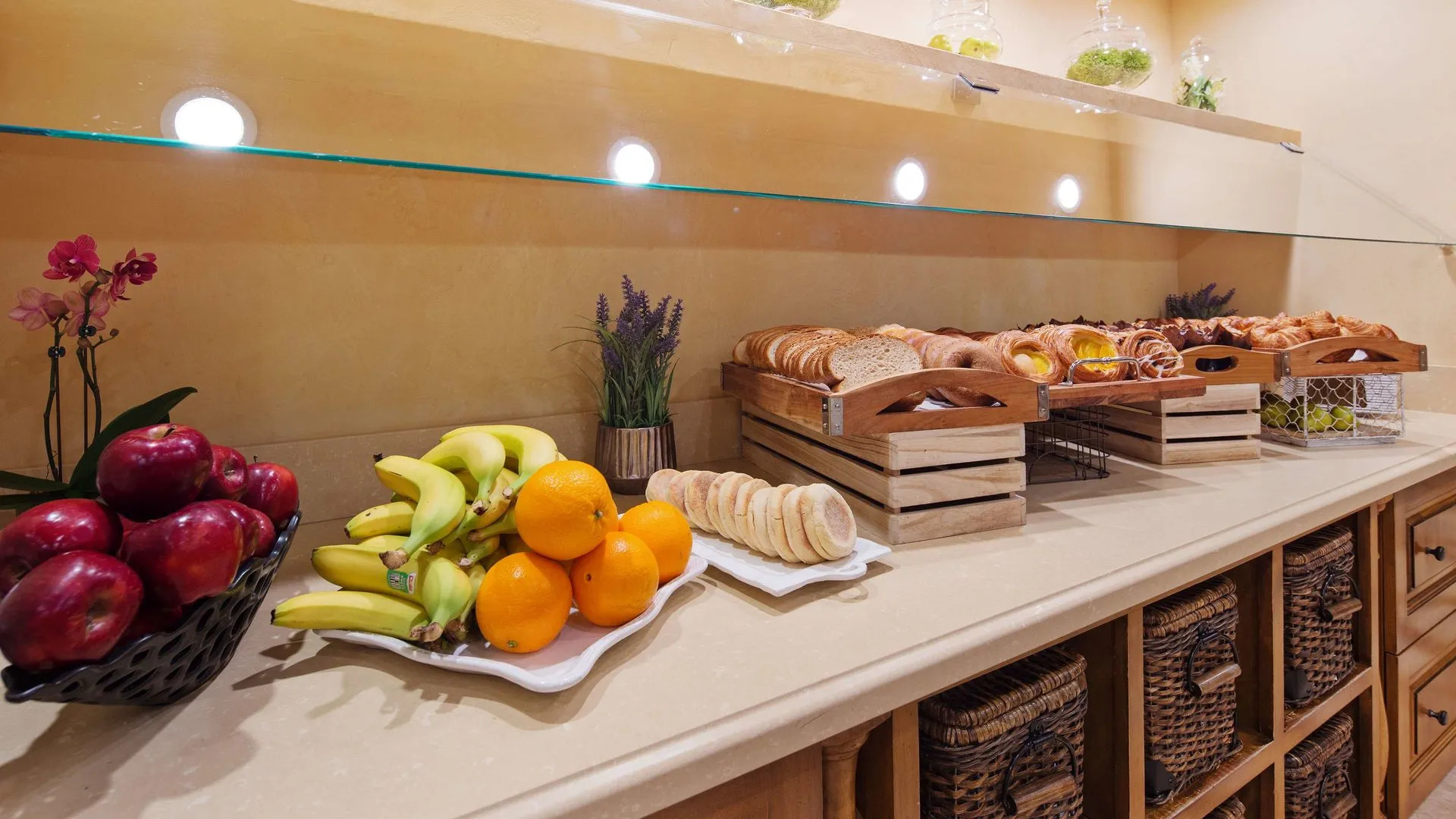 Foto - Best Western Plus Sunset Plaza Hotel