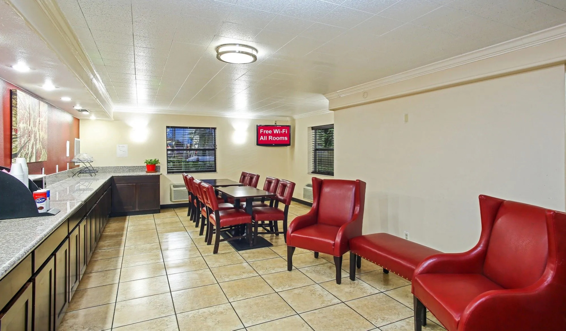 Photo - Red Roof Inn North Dallas - Park Central