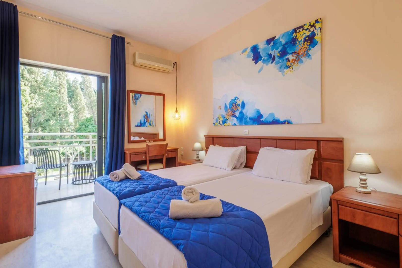 Photo - Primavera Hotel