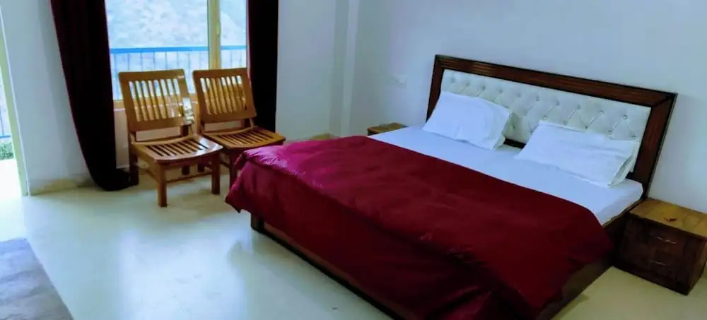 The Yamuna Deck Resort and Cafe