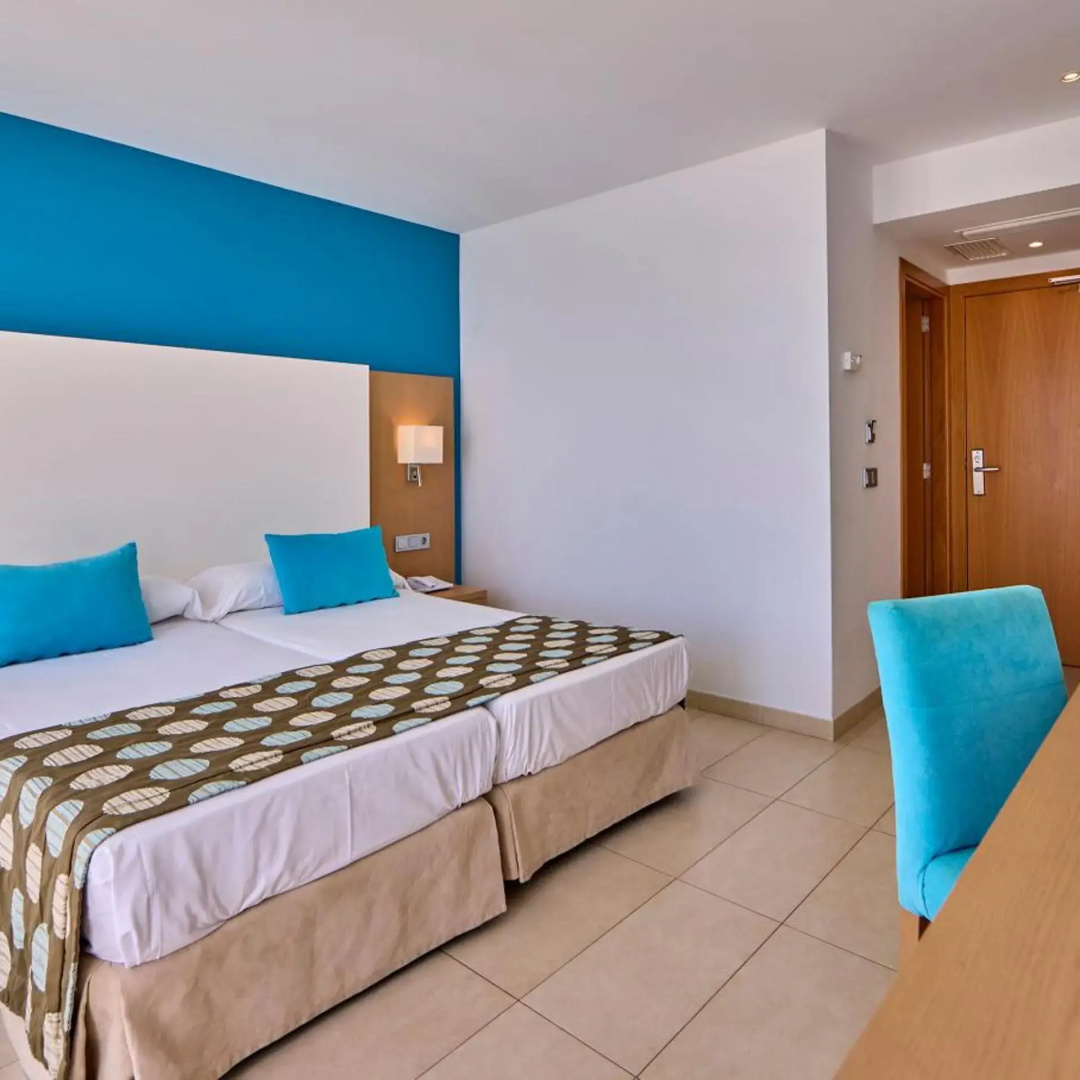 Photo - Universal Hotel Marqués