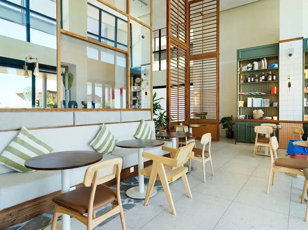 Photo - LIV Mackenzie Beach Suites Larnaca ADULTS ONLY