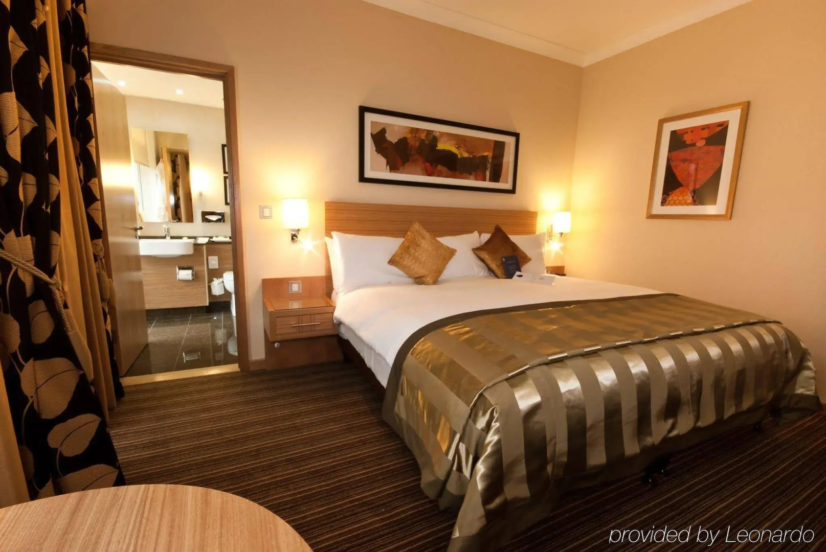 Photo - The Rembrandt