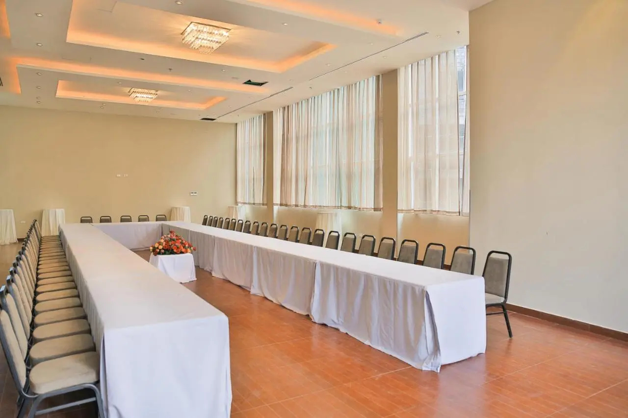Foto - Magnolia Hotel & Conference Center