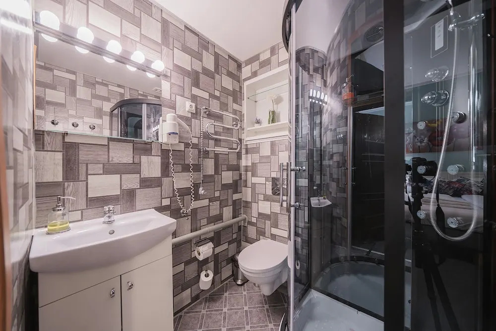 Photo - Station Self Check-in Apartments - Lollo Stay