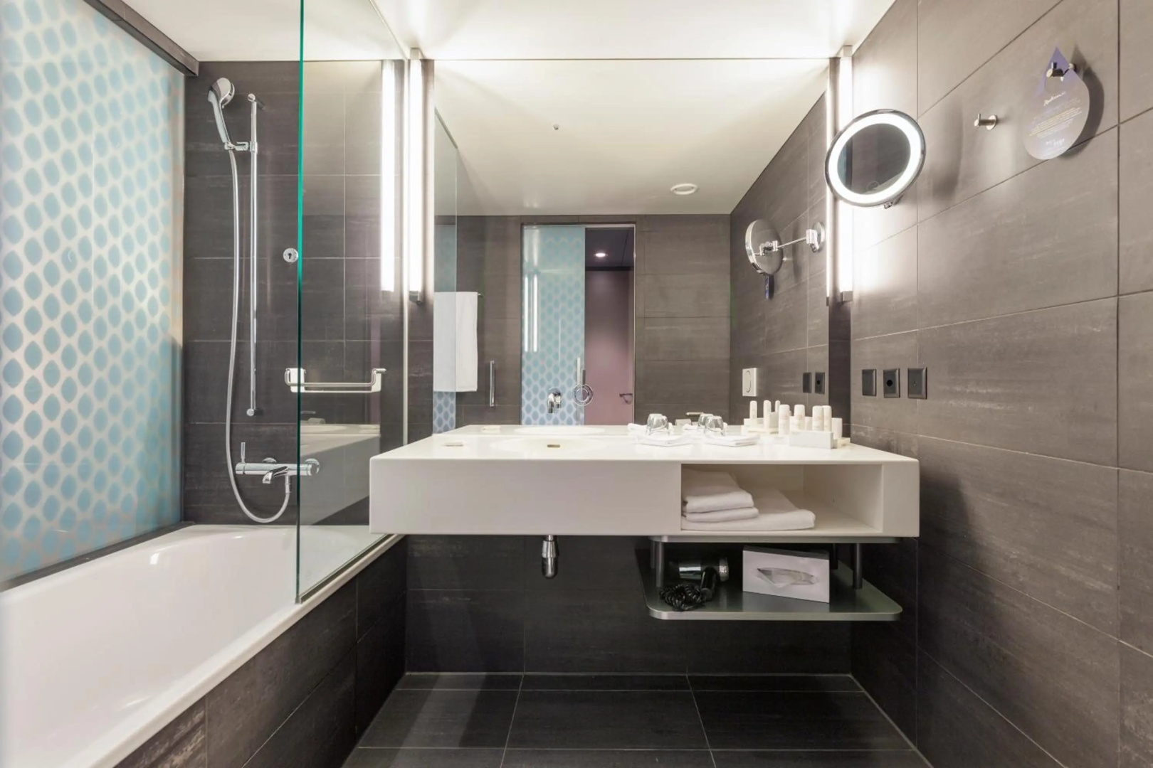 Photo - Radisson Blu Hotel, Lucerne