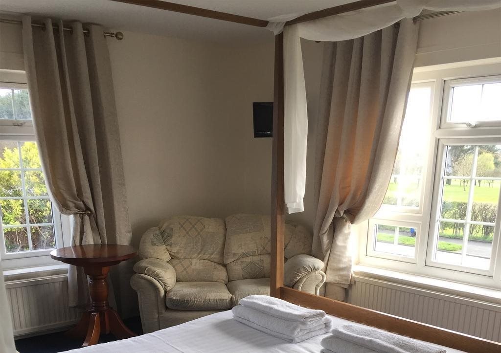 Ivanhoe Hotel