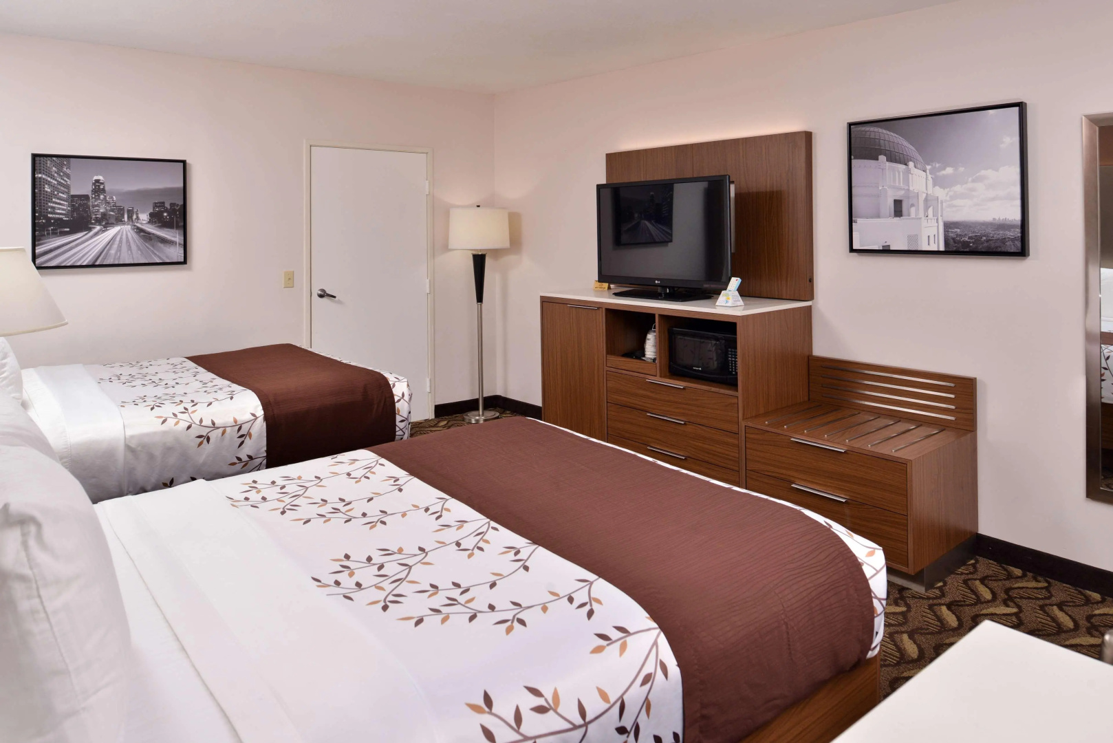 Photo - Best Western Airport Plaza Hotel – LAX  Airport LA Stadium