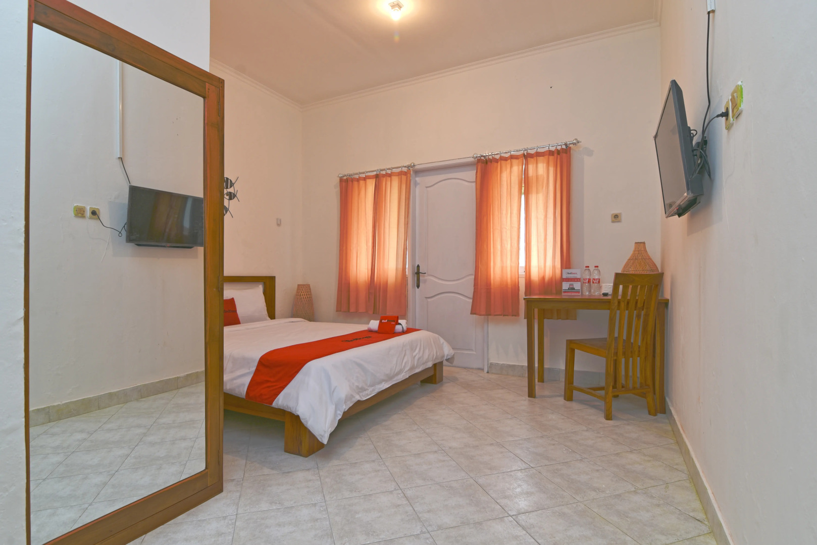 Foto - RedDoorz @ Jalan Gatot Subroto Denpasar