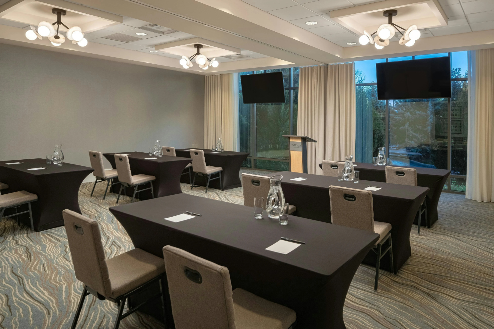 Photo - Courtyard by Marriott Pigeon Forge