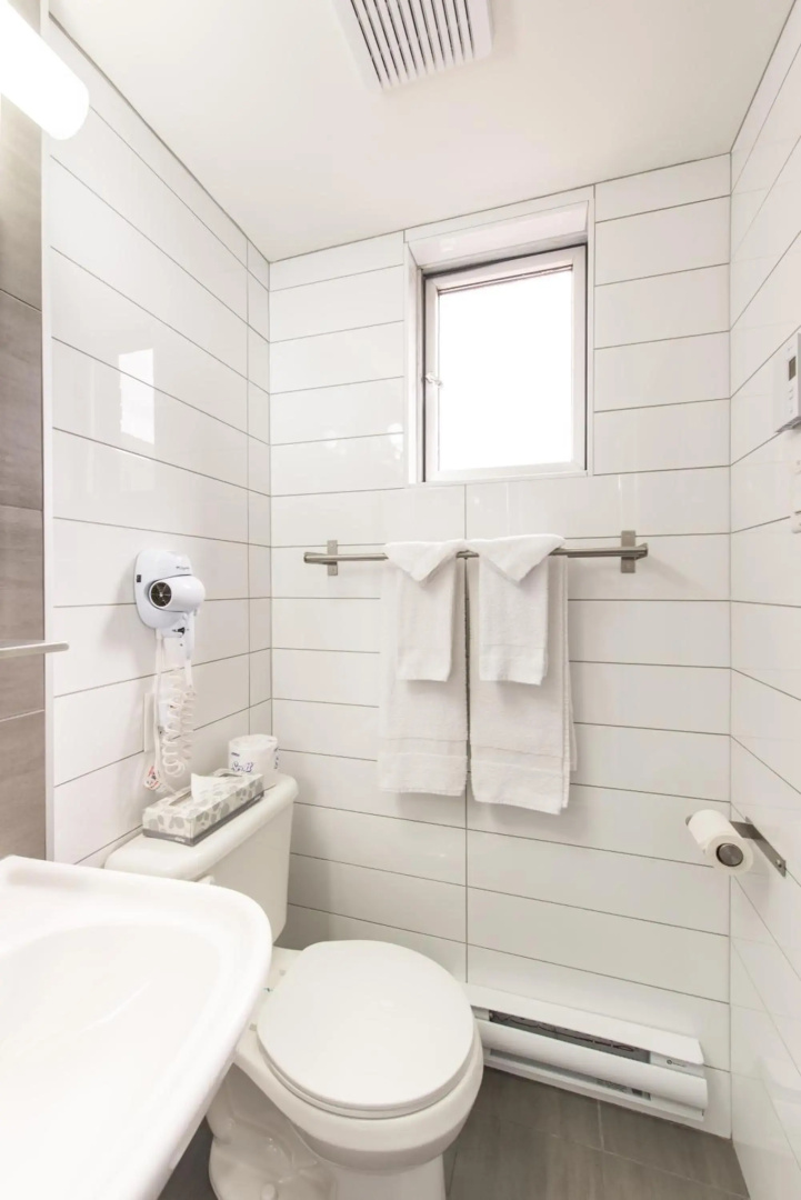 Photo - Travelodge by Wyndham Montreal Centre