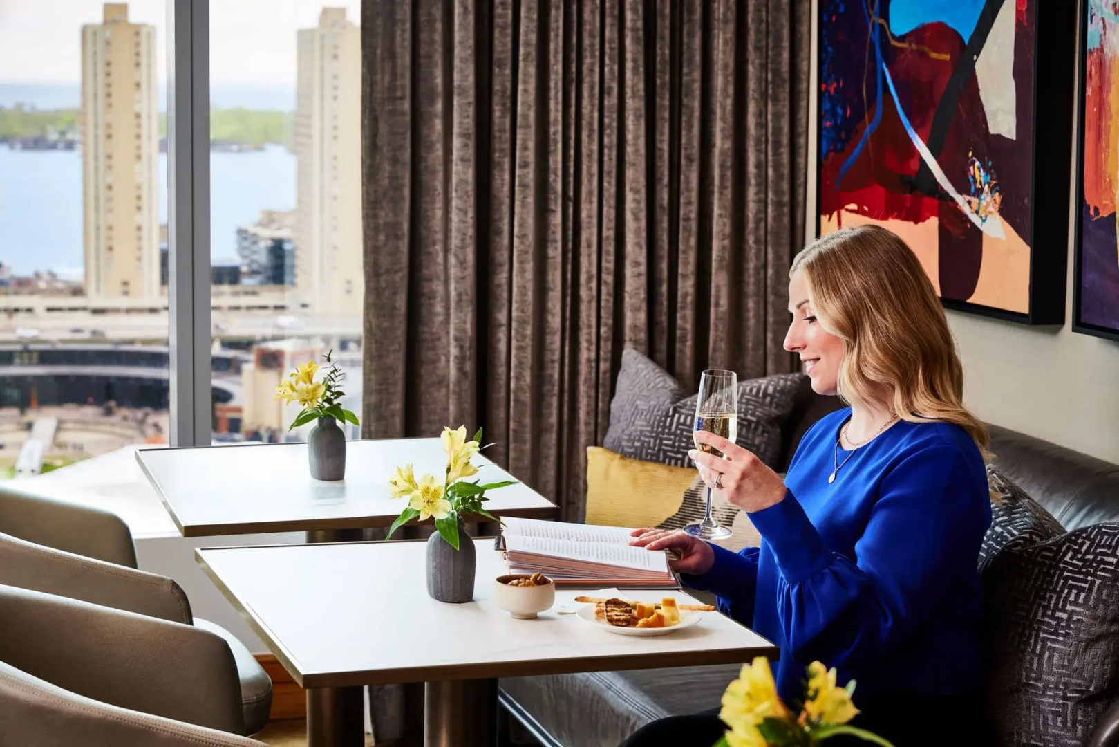 Photo - The Ritz-Carlton, Toronto