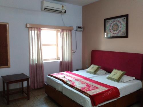 Hotel Ajaya By Sr Hotels
