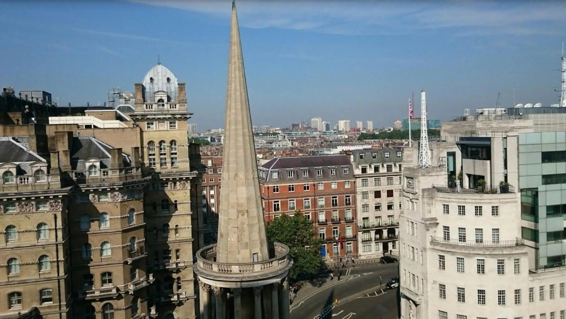 Foto - St George's Hotel - Wembley