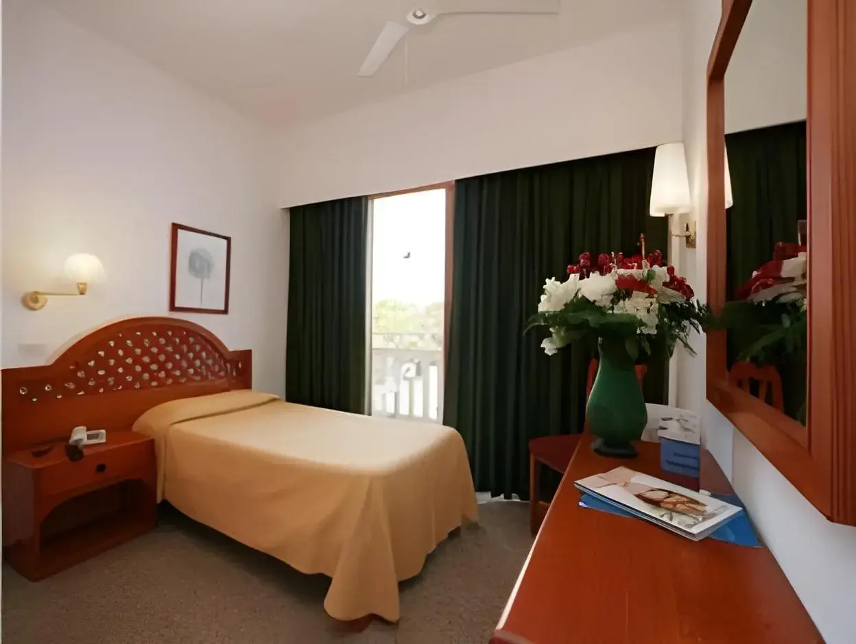 Photo - Hotel Pinos Playa