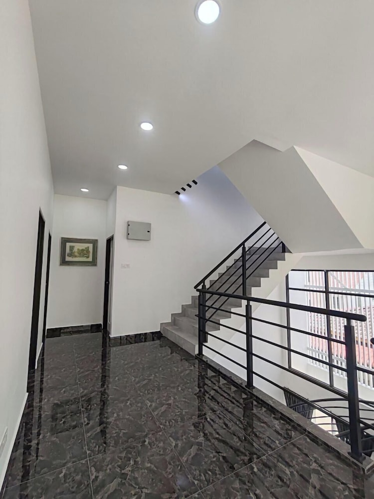 Khoo Family Villa