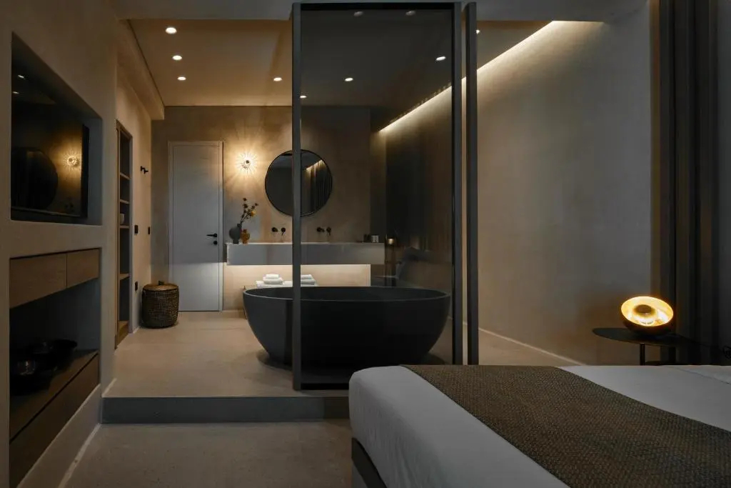 Photo - Halcyon Days Suites