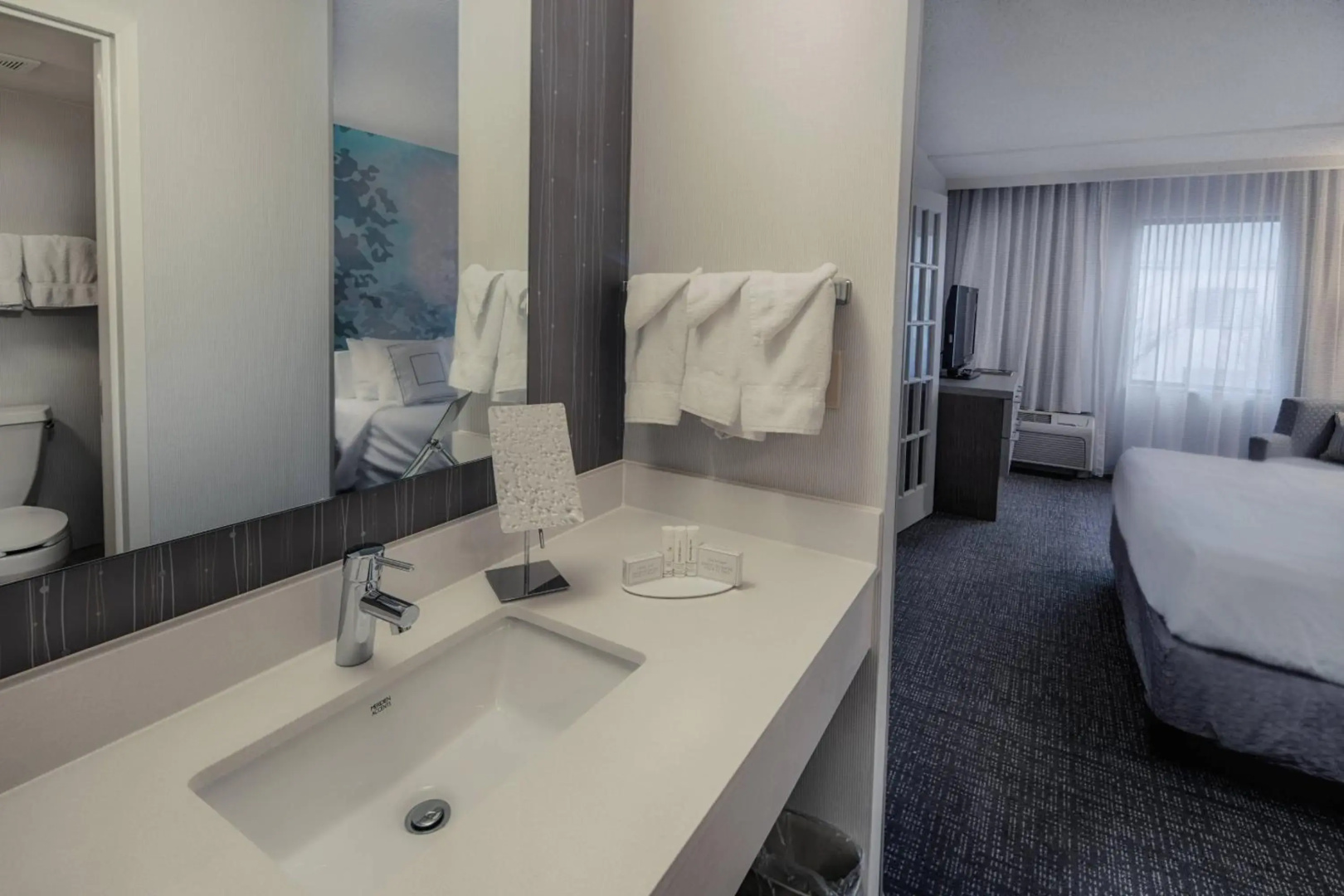Foto - Courtyard By Marriott Dallas DFW Airport North/Irving