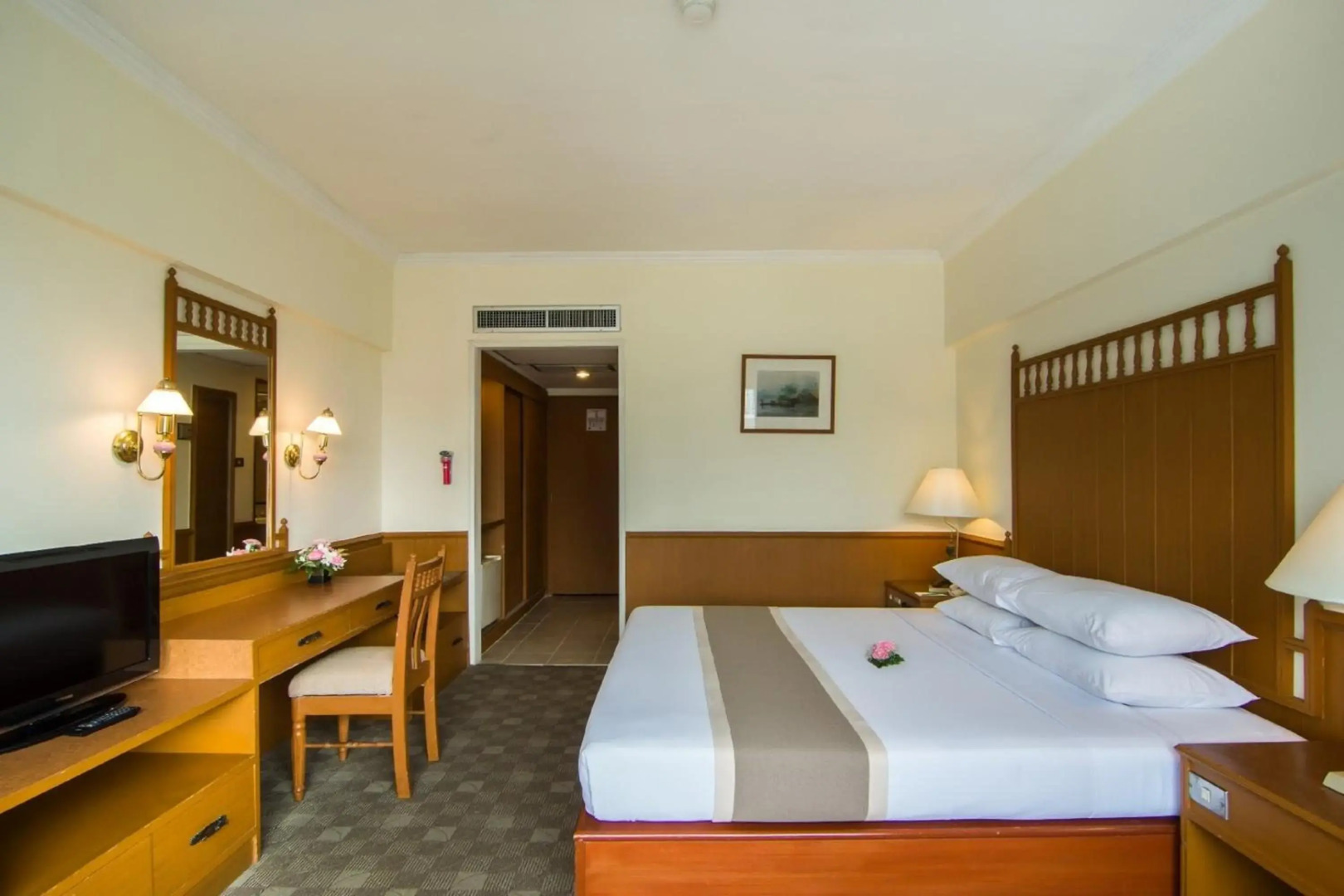 Photo - La Petite Salil Sukhumvit Thonglor 1